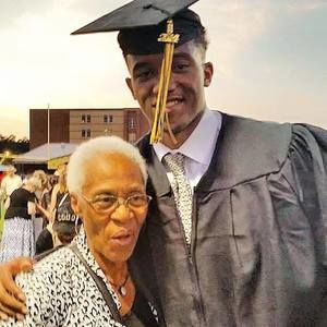 Meet your Posher, Neal